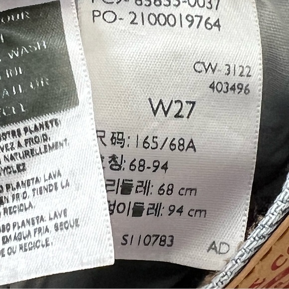 LEVI'S 501 Women’s MID THIGH Jean SHORT Distressed 6” Inseam High Rise Size 27 - Picture 9 of 10